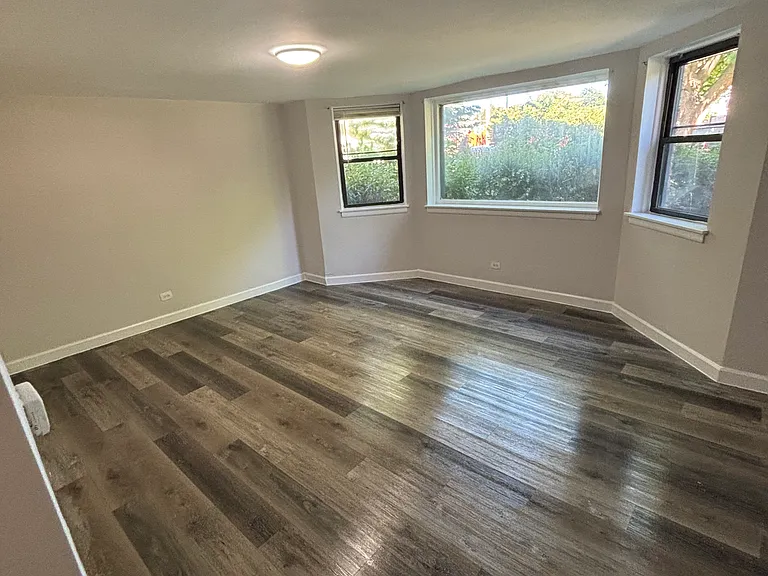 5718 N Mozart St — Photo 28
