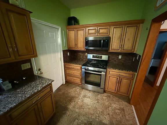 2nd image of 92 10th St #1