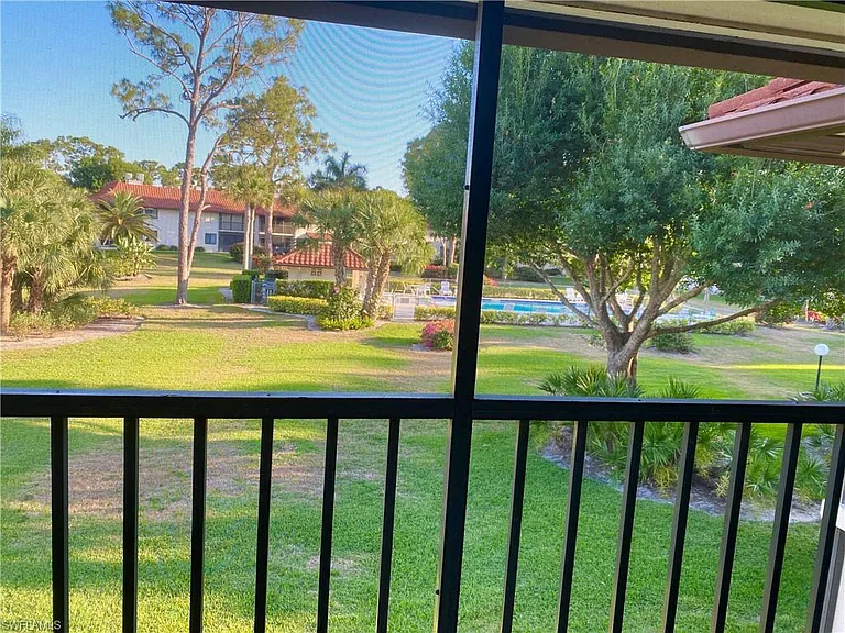 4955 Pepper Cir #B-204 — Photo 15