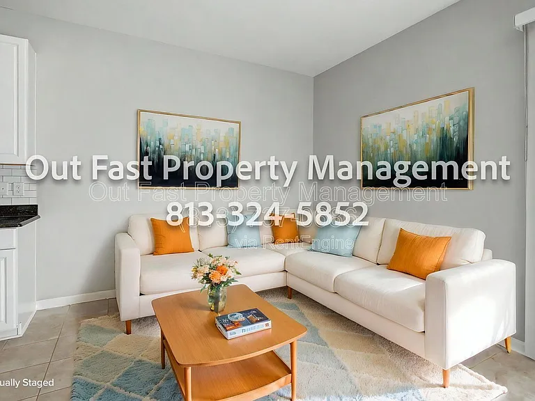 6919 Holly Heath Dr — Photo 7