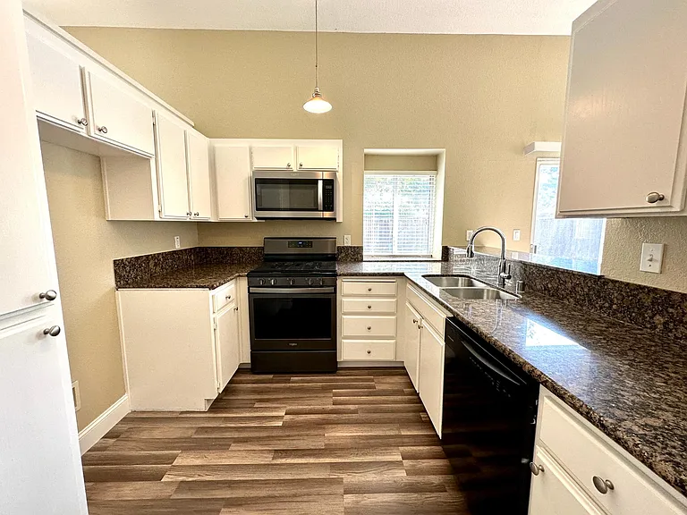 33 Mondavi Ct — Photo 10