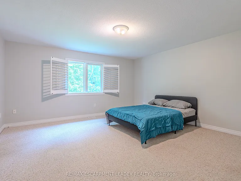 441 Stonehenge Dr #8 — Photo 25
