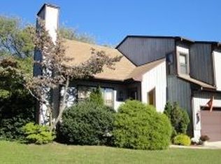 9 Independence Dr, Hillsborough, NJ 08844