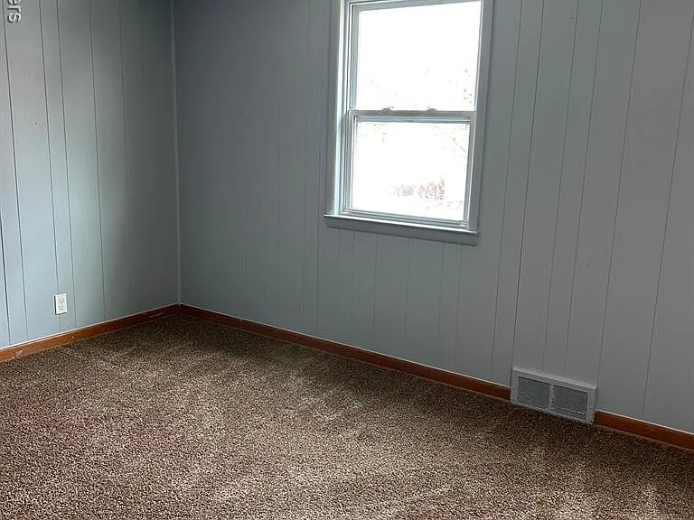 27626 Brettonwoods St — Photo 10