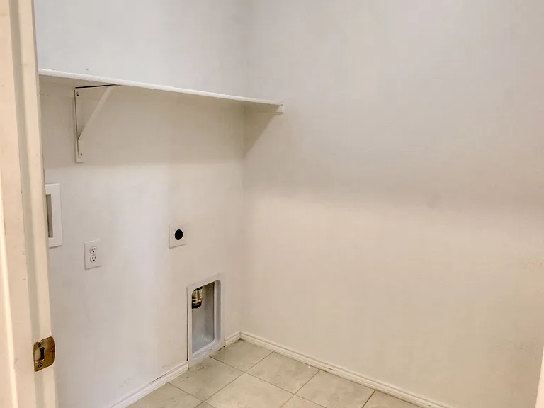 433 Magma Dr — Photo 17