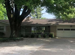 11462 E Us Highway 40, Terre Haute, IN 47803