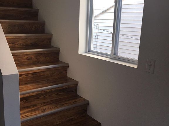 stairs to loft bed