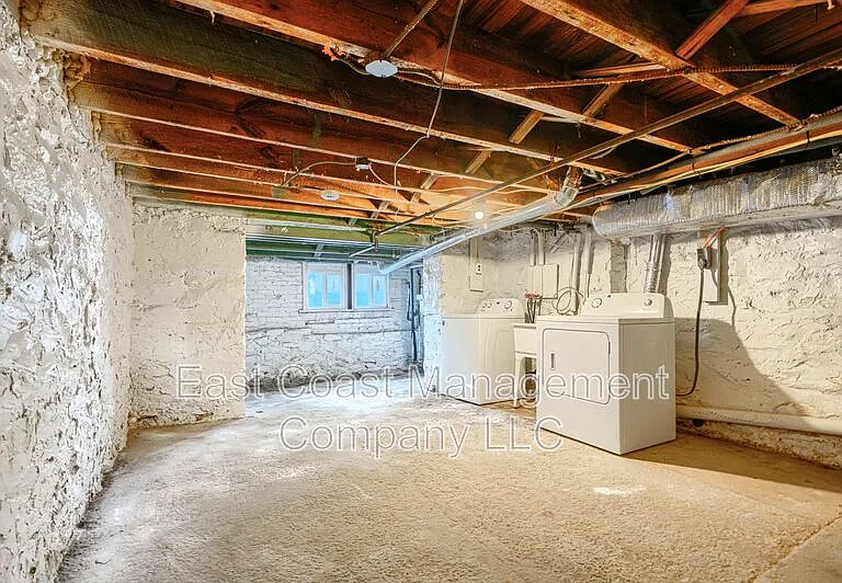 1530 N Rosedale St — Photo 22