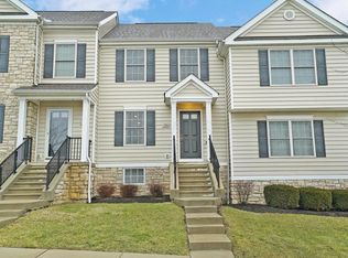 106 Autumn Ridge Dr, Pickerington, OH 43147