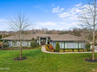 12113 S Fox Den Dr, Knoxville, TN 37934