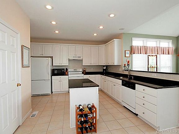 4th image of 7277 Wilrose Ct