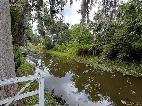 10119 E Bass Cir, Inverness, FL 34450