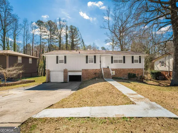 1563 Greenwood Dr, Norcross, GA 30093