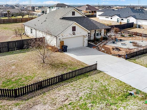 2nd image of 343 Meadow Valley Loop