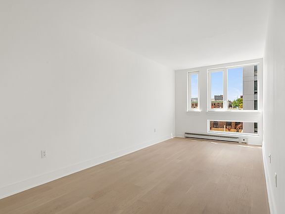 5th image of 306 W 142nd St #3DD