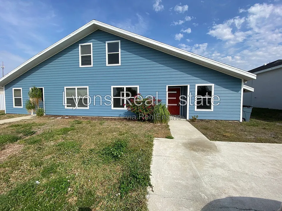 17407 Ellie Dr