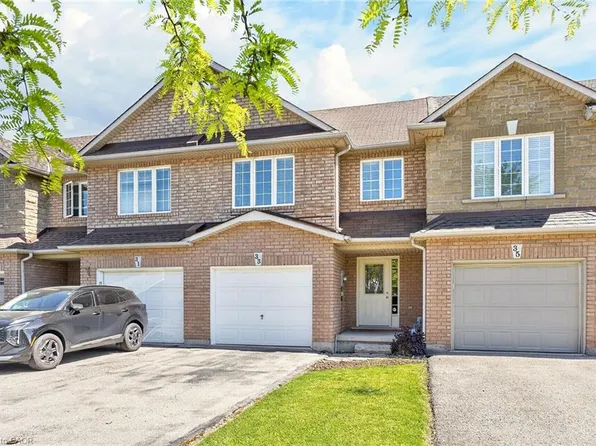 33 Willow Ln, Grimsby, ON L3M 5P6