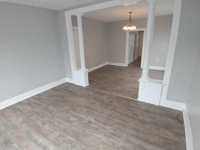 420 Maple St #4 — Photo 5