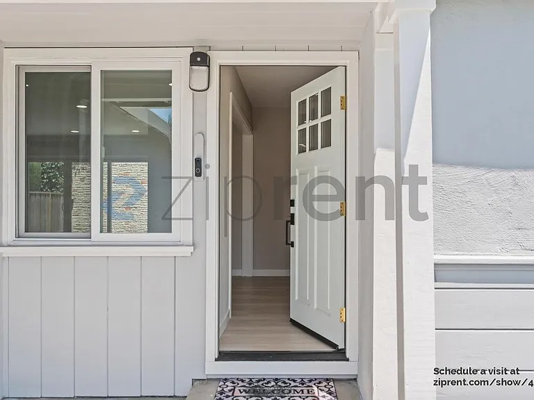 1723 Laine Ave — Photo 5