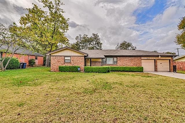 1st image of 4421 Wedgmont Cir S