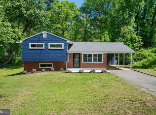 18901 Barnette Cir, Triangle, VA 22172