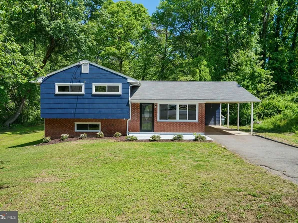 18901 Barnette Cir, Triangle, VA 22172