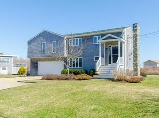 2 David St, Mattapoisett, MA 02739