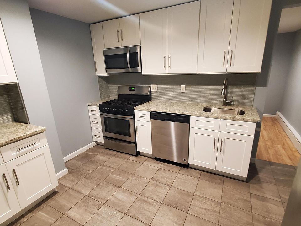 1st image of 66 Huber Pl Floor 1