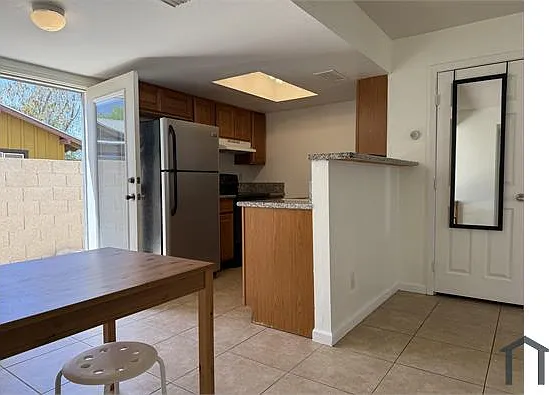 312 S Wilson St #201 — Photo 4