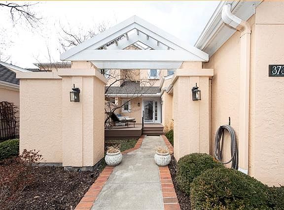 2nd image of 3735 Somerset Dr