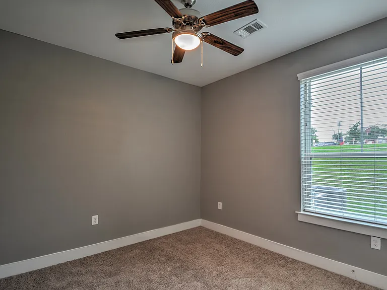 Vista Pointe at Wild Pine — Photo 25