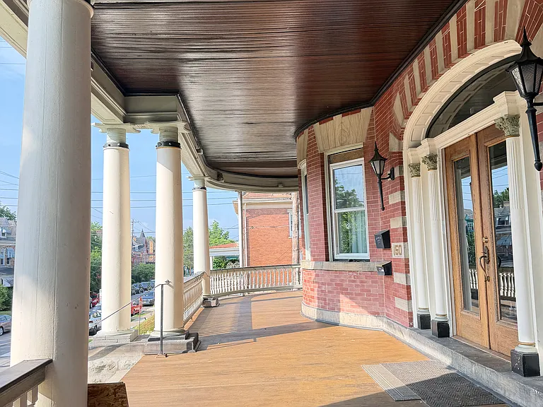150 Stratford Ave #1 — Photo 31