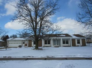 26 Stone Ridge Dr, Huntington, IN 46750