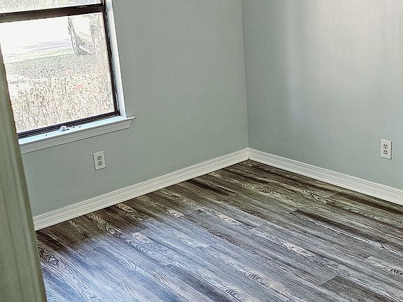 3rd image of 5583 Camille Gardens Dr
