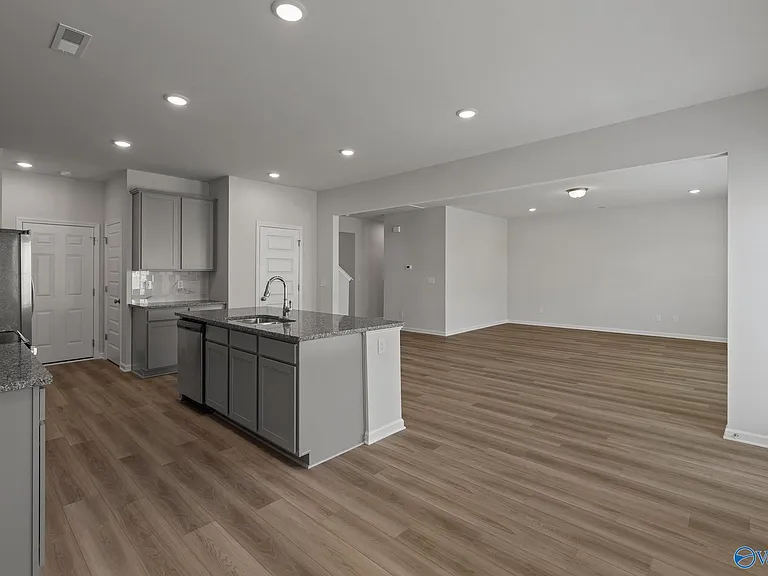 7202 Fox Glen Cir — Photo 10