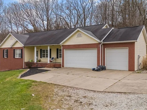 103 Hofmann Ln, Washington, WV 26181