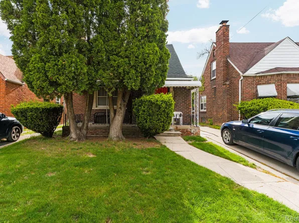 9230 Hartwell St, Detroit, MI 48228