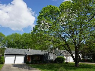 2238 S Holland Ave, Springfield, MO 65807