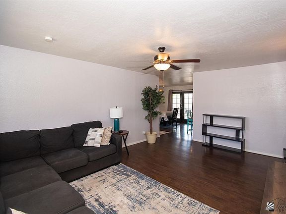 4th image of 1351 E 23rd Pl