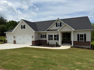 709 Hidden Falls Dr, West Union, SC 29696