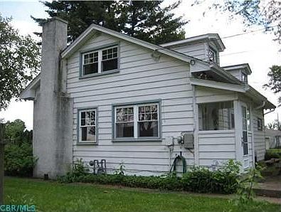 1st image of 3231 Middle Ct NE