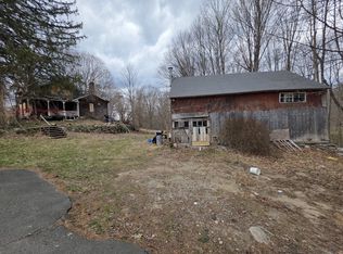 33 Dodgingtown Rd, Bethel, CT 06801