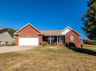 120 Mountain Crest Ln, Greenback, TN 37742