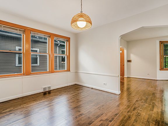 5th image of 3113 N Osceola Ave