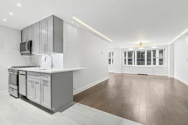 77 West 55th Street, #6D