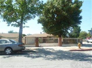 12981 Borden Ave, Sylmar, CA 91342