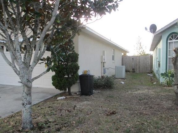 4th image of 6901 Blair Dr