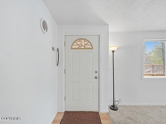 4th image of 11265 W King Arthur Dr