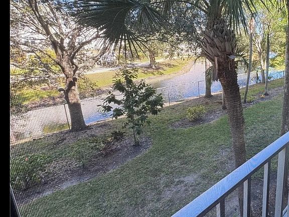 2nd image of 3122 Lake Bayshore Dr #O218
