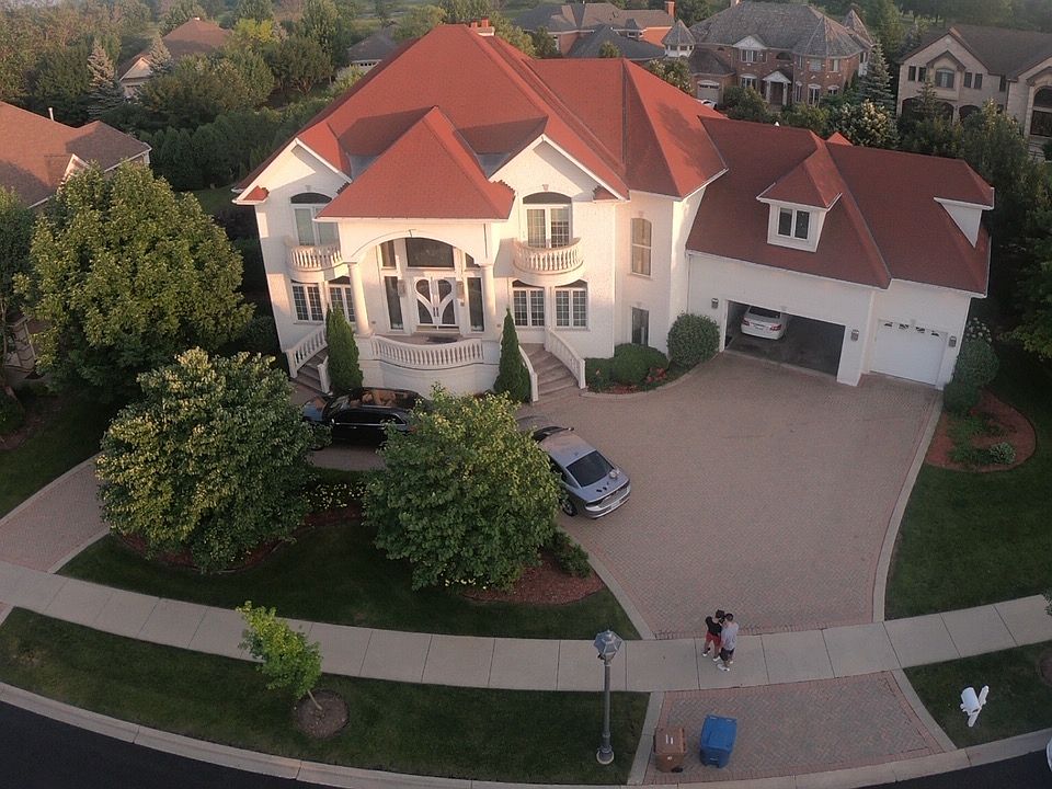 1st image of 144 Los Lagos Dr